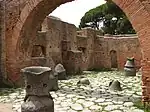 マイル塚のある家