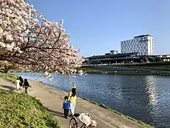 オト リバーサイドテラス