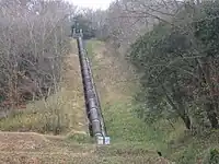 ④御坂サイフォン橋へ至る導水管(御坂神社裏の愛宕山)