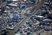 便石山から望む駅構造(2015年3月)