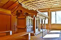 峰本社　旧神殿万延元年（1860年）加賀藩造営、平成7年（1995年）9月解体、平成25年（2013年）7月1日復元。ホテル立山内展示。