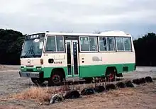 いすゞ・ジャーニーQ (P-MR112F)くじらマーク入りの太地線専用車