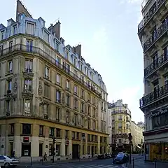 ルーヴル通りから見るコキイエール通り (Rue Coquillière vue de la rue du Louvre.)