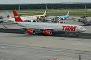 エアバスA340-500（TAM航空時代、旧塗装）