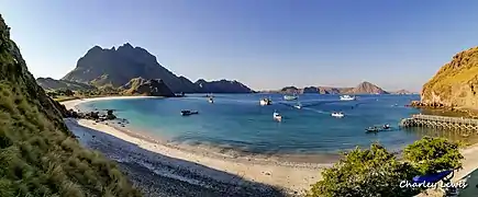 パダール島の浜辺