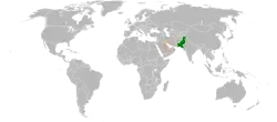 PakistanとQatarの位置を示した地図