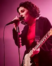 Pale Waves are fronted by Heather Baron-Gracie.