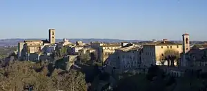 コッレ・ディ・ヴァル・デルザの風景