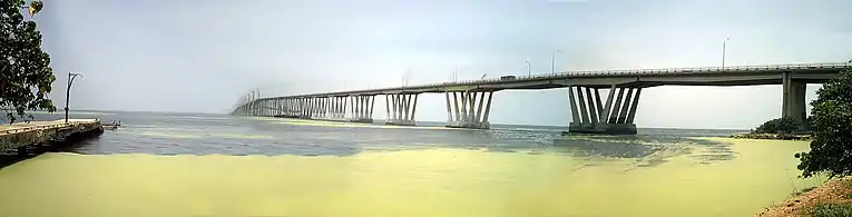 General Rafael Urdaneta Bridge panoramic