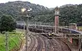 山上側のパラナピアカバ駅日立製電気機関車の重連が列車を牽引
