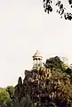 島にあるle temple de la Sibylle（巫女の神殿）の様子