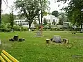町内の公園。後ろの建物は文化センター