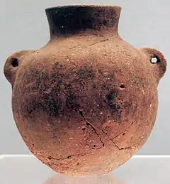 裴李崗文化 紀元前6000 - 前5200年頃 紅陶双耳壺 河南省新鄭市