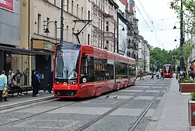 超低床電車の2012N（2014年撮影）