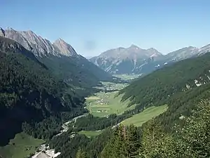 ヴァル・ディ・ヴィッツェの風景