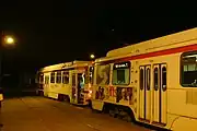 連結運転を行う9000形（2002年撮影）