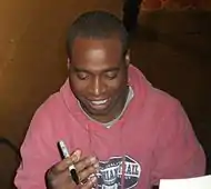 フィル・ルイスPhill Lewis