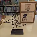 「ラブオフリーディング」。ハワイ国立図書館の子供館に展示されている。