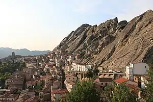 ピエトラペルトーザの風景
