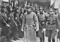 閲兵式に臨む将官