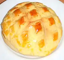 菠蘿包(パイナップルパン)