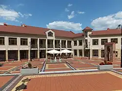 ファルスキ広場