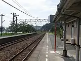 ホーム(2005年8月、広島方面を望む)