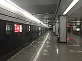地下1階ホーム