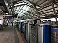 駅ホーム