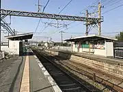 ホーム（2018年1月、奥が江の浦方面）