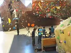 プレイマウンテン! 岡崎店