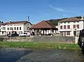 アル