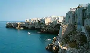 ポリニャーノ・ア・マーレの風景