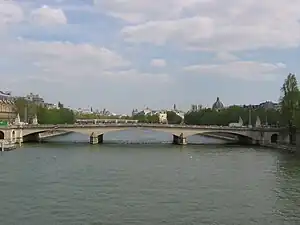 カルーゼル橋