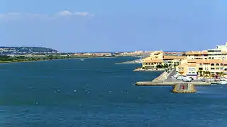 ルカート港