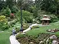 日本庭園と四阿（あずまや）