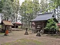荒雄川神社里宮境内