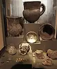 銀の花瓶のレプリカ。