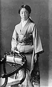 内約中の良子女王（1918年頃、満15歳）