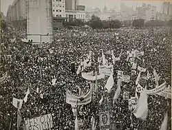 大統領就任式に集まったペロニスタ(1946年)
