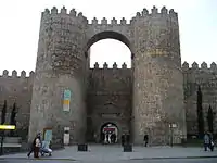 アビラ城壁のアルカサル門（スペイン）