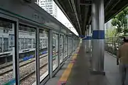 プラットホーム(2013年7月1日)