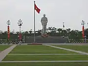市内にあるホーチミン像