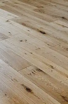 オークの無垢材フロア