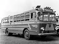 ふそうR280(1957年式) 2091965年12月25日廃車初のふそうリヤーエンジン車。中扉ロマンスシート仕様で定期遊覧や小貸切にも使用された。