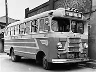 日産R6B(1956年式 再生シャーシー車) 3011965年4月4日廃車『ダルマさん』の愛称で親しまれたキャブオーバー車。