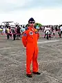 飛行服を着用した空軍中尉。(2012年6月2日)