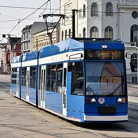 ロストック市電の主力車両・6NGTWDE（2019年撮影）