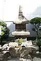 松王小児入海之碑