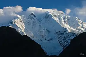 ラカポシ山